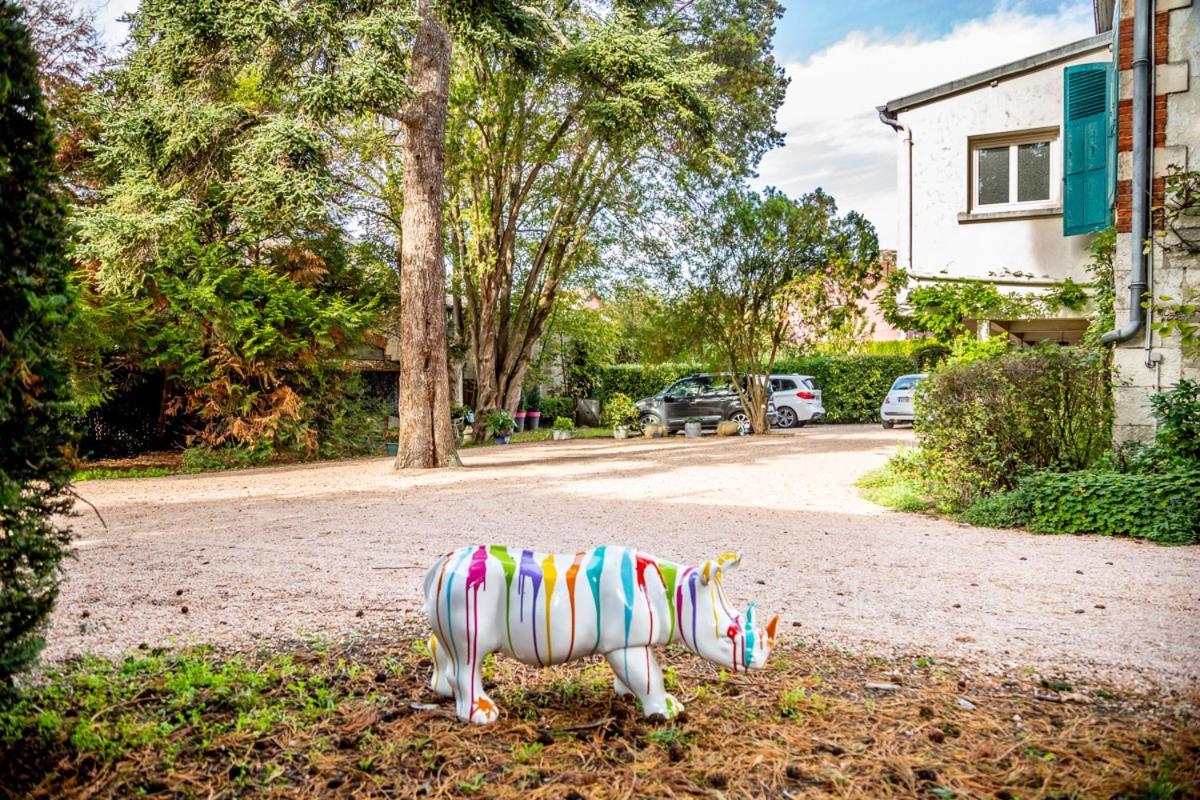 Bed and Breakfast L'Oustal Bourges Exterior foto